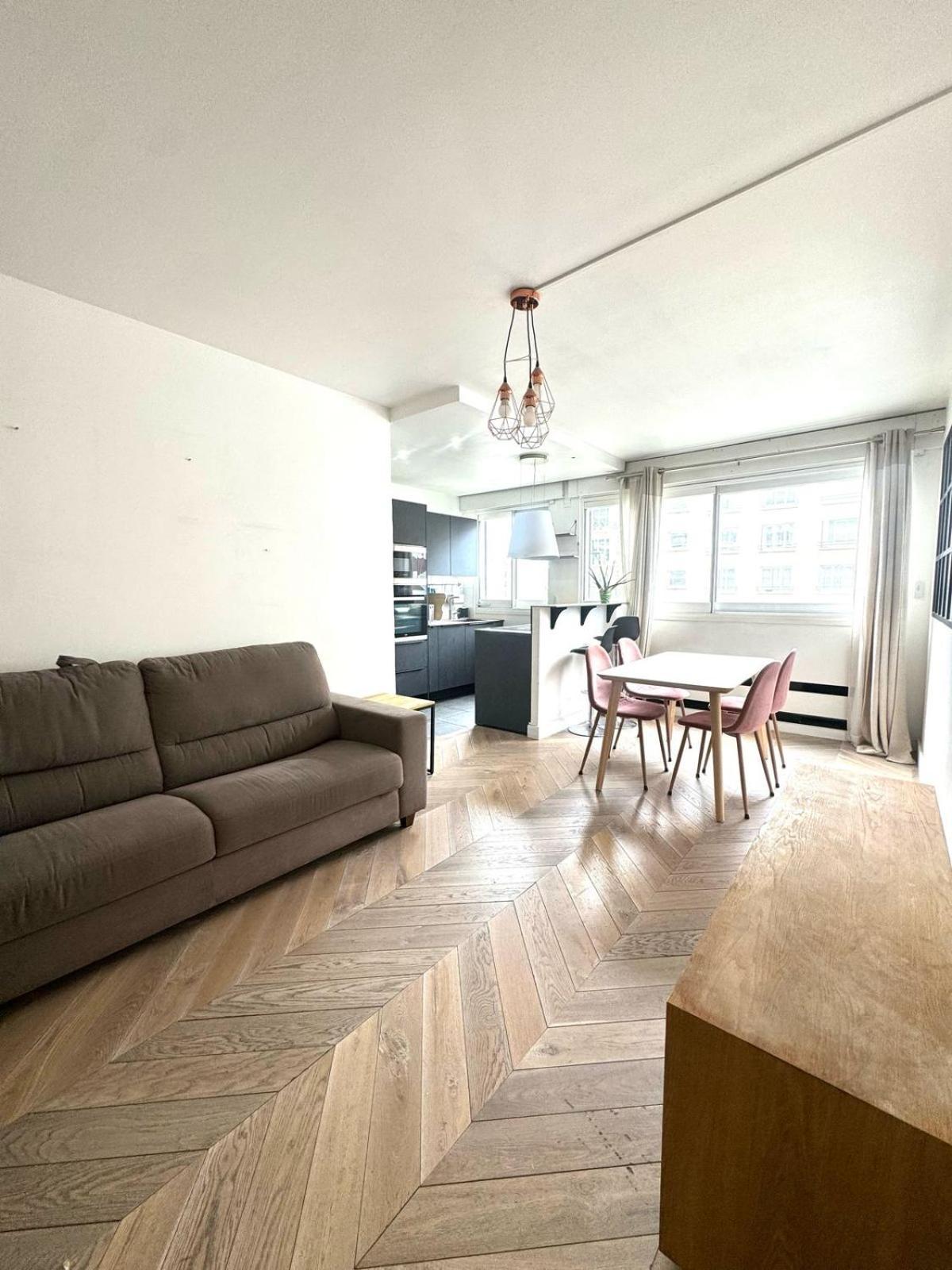 Apartment Expo Versailles *